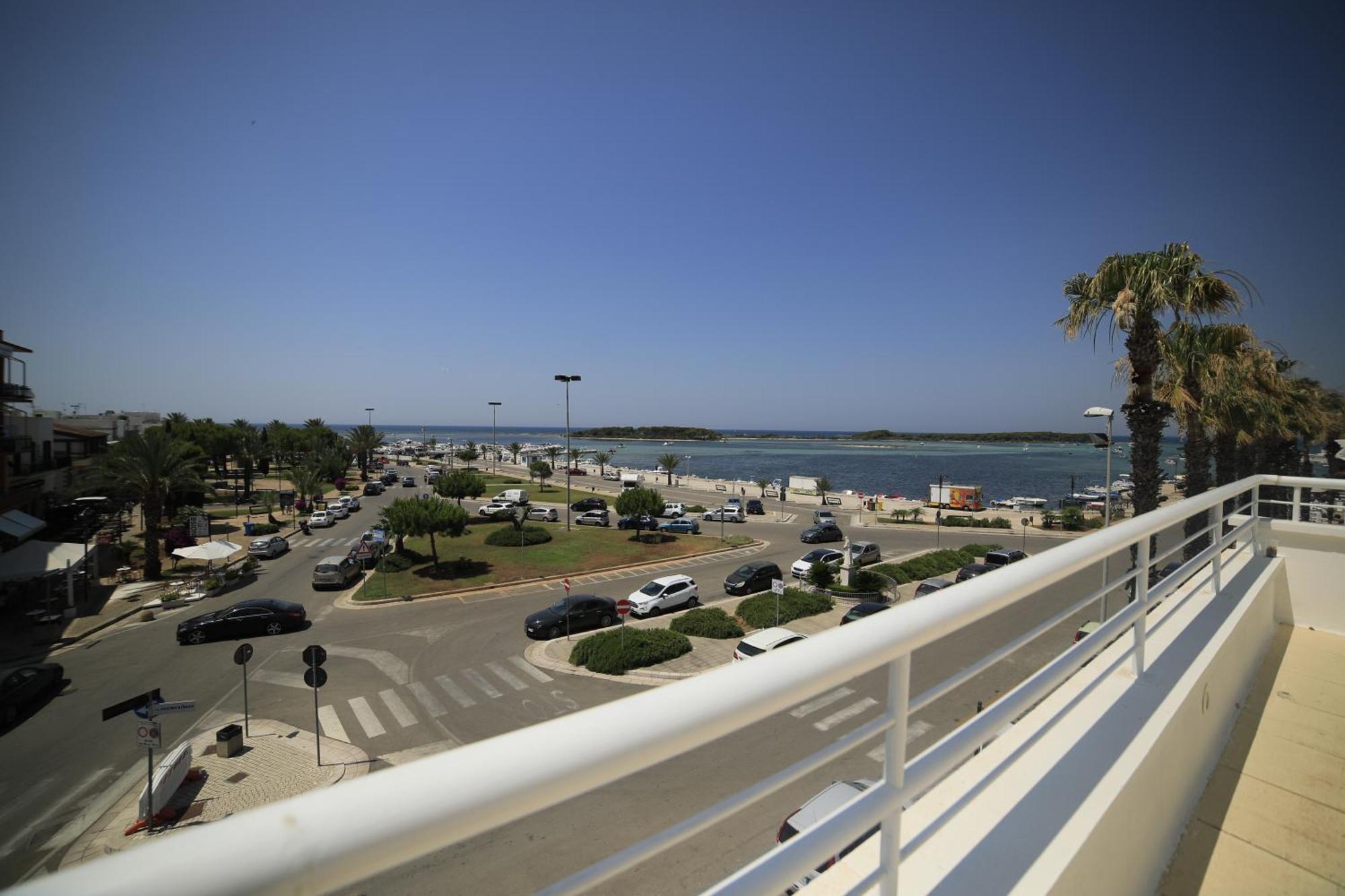 Riviera Luxury Rooms Porto Cesareo Exteriör bild