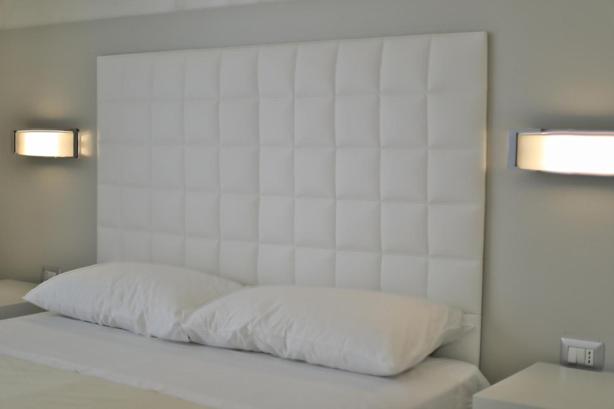 Riviera Luxury Rooms Porto Cesareo Exteriör bild